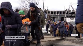 В Ірпені російські найманці обстріляли мирних жителів попри обіцянки забезпечити “зелений коридор”