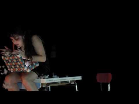 À LA DÉRIVE Petit Théâtre De Chansons Réalistes Bande Annonce