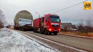 Транспортный шлюз для БелАЭС движется в Островец