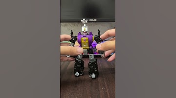 #transformers Legacy Evolution Bombshell #transformation #shorts