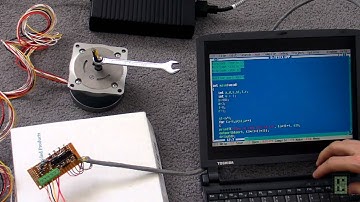 Stepper motor controlled with computer parallel port LPT