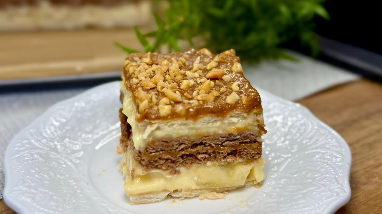 To ciasto to HIT swiąteczny! Bez pieczenia, z kajmakiem i bananami — po prostu obłęd! 💛 🔥
