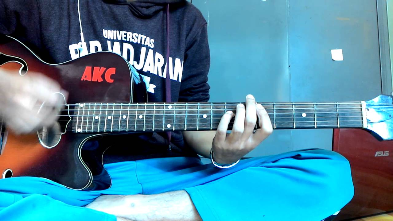 MUSE Hysteria (Acoustic Cover in Drop D) YouTube