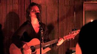 Video thumbnail of "Deborah Crooks sings "Grandma Mission Blues" @ Viracocha"