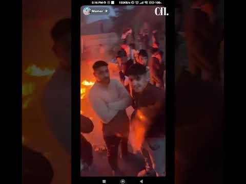 Група луѓе запалија оган на патот Битола-Ресен, не пуштаат никој да помине