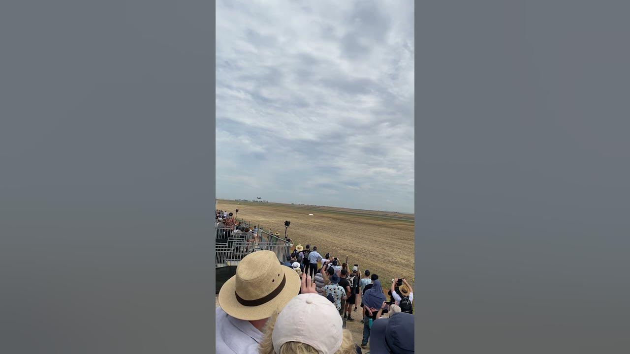 F22 Raptor spectacular take off, Avalon Airshow 2023 F22 Raptor spectacular take off, Avalon Airshow 2023
