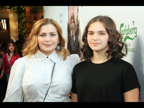 Video: Fans Forvekslet Den Tynnere Irina Pegova Med Datteren