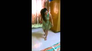 chal binani mela me    awsome dance by a girl rajasthani song