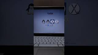 Celebrity rEFInd Bootloader on Macbook Wealth