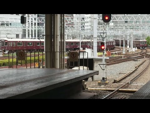 【9300系の代走&3本同時発車！】阪急7300系リニューアル車 大阪梅田駅発車シーン