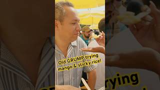 Old GRUMP trying mango & sticky rice! #shorts
Old grump suspiciously trying mango and sticky rice!
JOIN THE FAMILY! Take part of the fun! https://www.youtube.com/byRobertEklund/join
Shot on Sony A7SIII (10-bit 4:2:2, S-LOG3), Sony FE 16-35mm F4 G OSS and Sony FE 24-105mm F4 G OSS.
#Sweden #ThaiFestival #ThaiFood #Kungsträdgården #StreetFood Old GRUMP trying mango & sticky rice! #shorts
