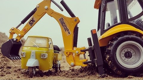 Unboxing Review Testing of Diecast Model of Mini Piaggio Ape | Tuk Tuk | Scale Models | Auto Legends