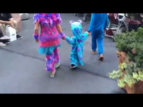 Cutest Lil' Tail Wag Baby