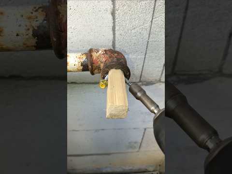 Remember this Plumbing Trick! How to Unscrew a Broken Pipes Without Special Tools #diy #plumbing
