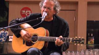 Gianmaria Testa canta "Il passo e l'incanto" (live) chords