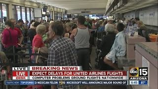 United Airlines flight delayed after computer issues