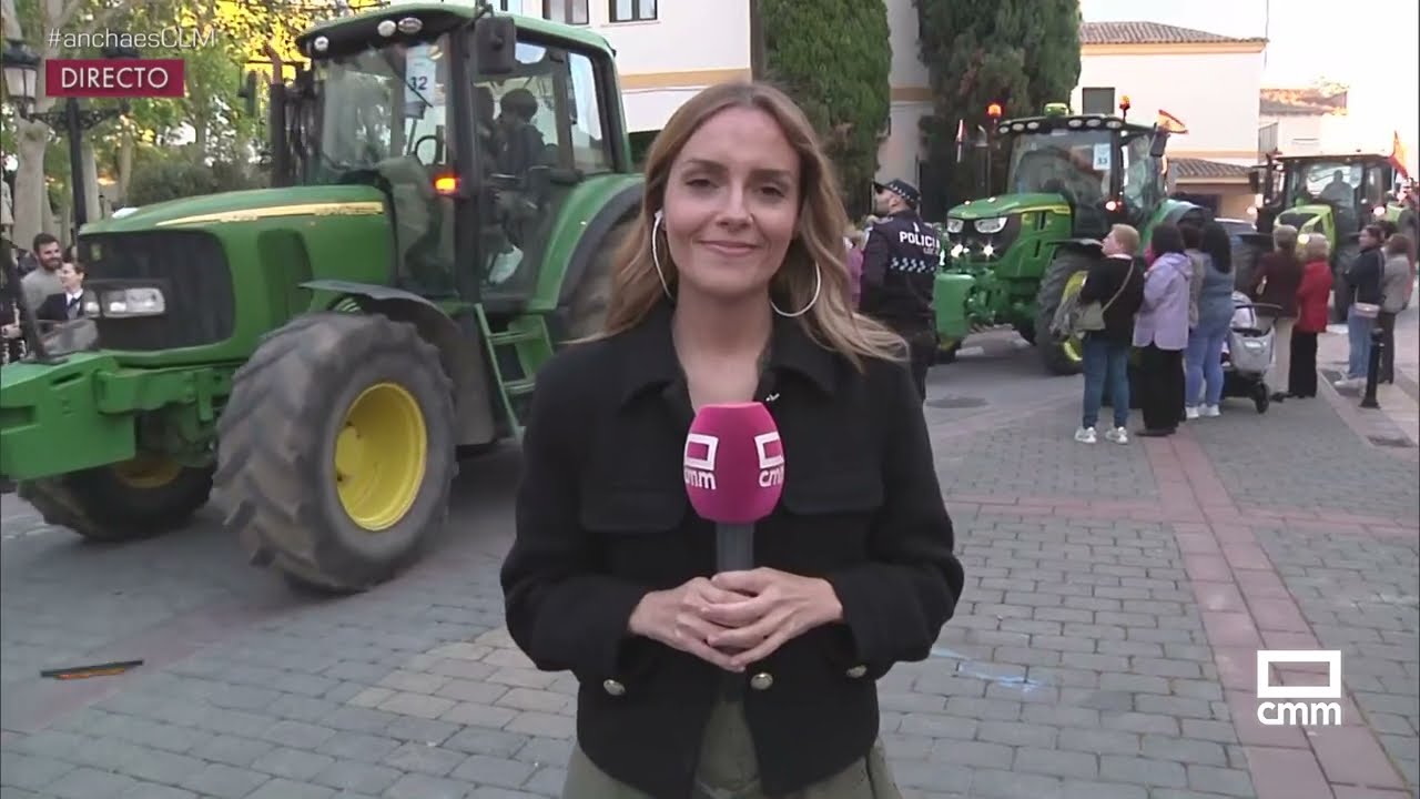 Los tractores protagonizan el Día de San Isidro en Argamasilla de Alba | Ancha es Castilla-La Mancha