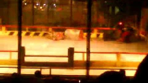 Robot Wars presented by Roaming robots Barnsley 09