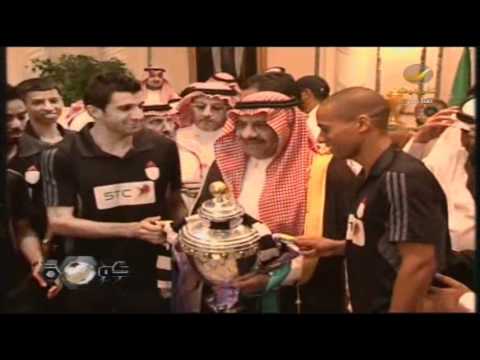 لقاء الامير خالد بن سلطان بعد فوز الشباب بالدوري