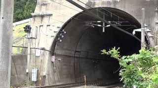 【211系普通列車】 438M 長野→甲府　中央東線みどり湖に到着~発車まで‼…車掌さんの仕事って大変だなって…。