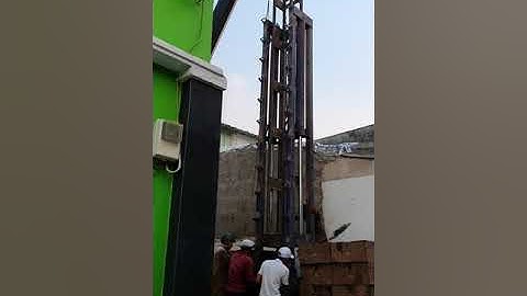 The process of construction and driving of reinforced concrete piles on small street