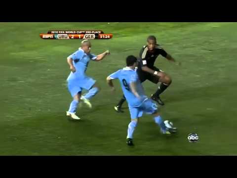 Forlán goal vs