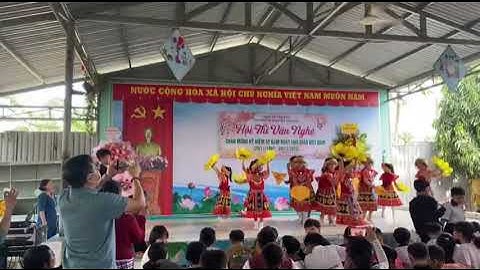 Múa "Em là cô giáo vùng cao" do các em lớp 2/2 trường tiểu học Nguyễn Thị Định biểu diễn- 20/11/2025