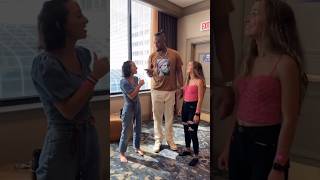 1 Tall Person vs 2 Short Girls