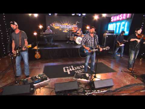 Randy Rogers Band Performs In My Arms Instead On The Texas Music Scene