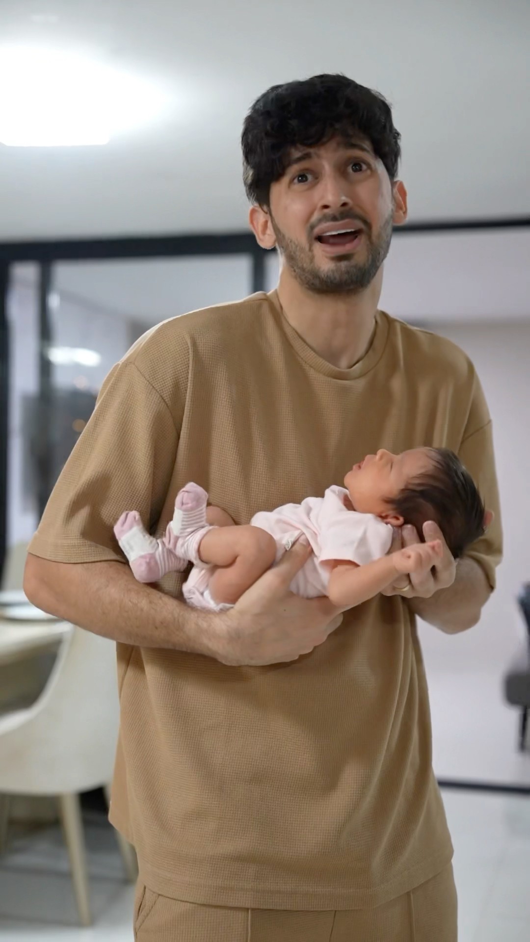 Cuando la madre se va ?