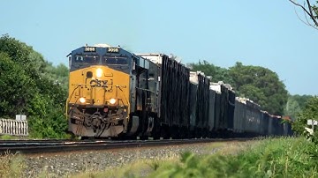Fast CSX Trash Train Speeds by In 4K