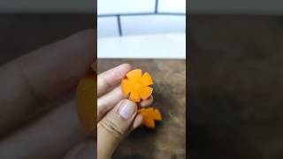 cara potong wortel bentuk bunga