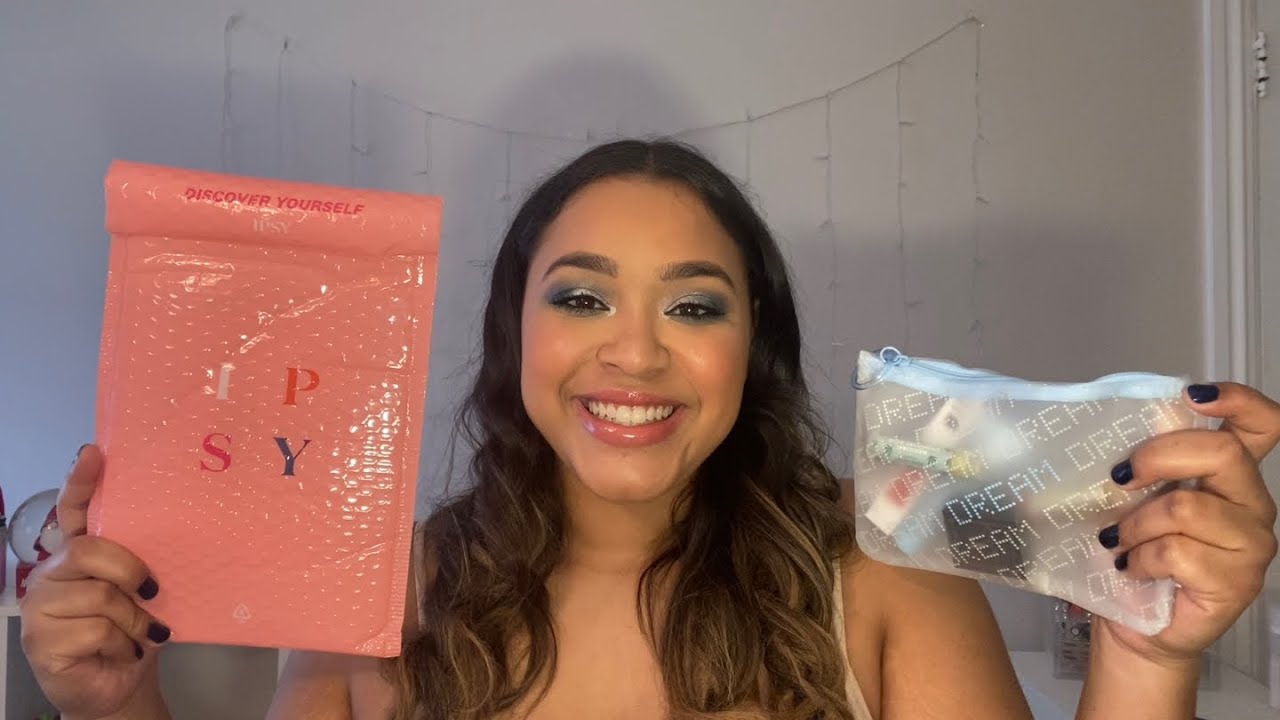IPSY GLAM BAG JANUARY 2021  UNBAGGING// First Bag Of The Year!