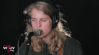 Marika Hackman - "Time's Been Reckless" (Live at WFUV) chords