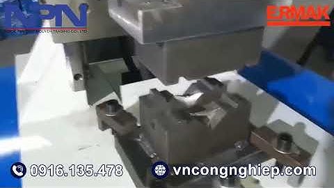 Máy đột dập thủy lực cắt góc kim loại Ermak Y97