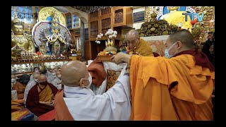 སྤྱི་ནོར་༸གོང་ས་༸སྐྱབས་མགོན་ཆེན་པོ་མཆོག་གིས་དབུ་མ་རྩ་བ་ཤེས་རབ་ཀྱི་བཀའ་ཆོས་བཀའ་དྲིན་སྩལ་བ། ཉིན་དང་པོ།