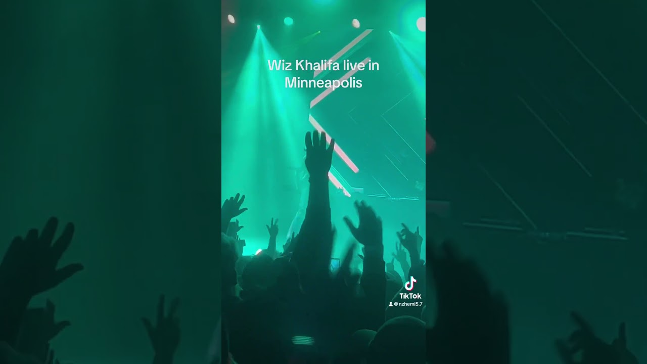 Wiz Khalifa live in Minneapolis #shorts #music #wizkhalifa #420 #live #mn