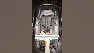 Adjusting your baby capsule harness height: Britax Unity Isofix