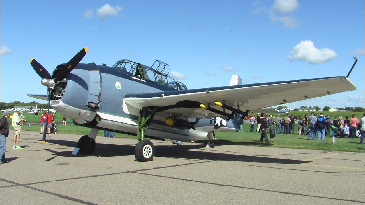 Grumman Avenger TBM-3E Torpedo Bomber - YouTube