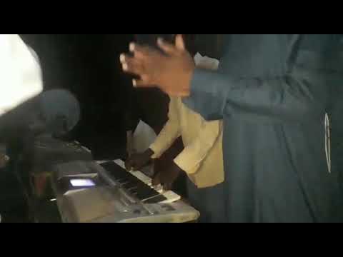 تشكيله الأسمر الغنومابي مع جنون العزف جنتره والفنان مصعب عباس 