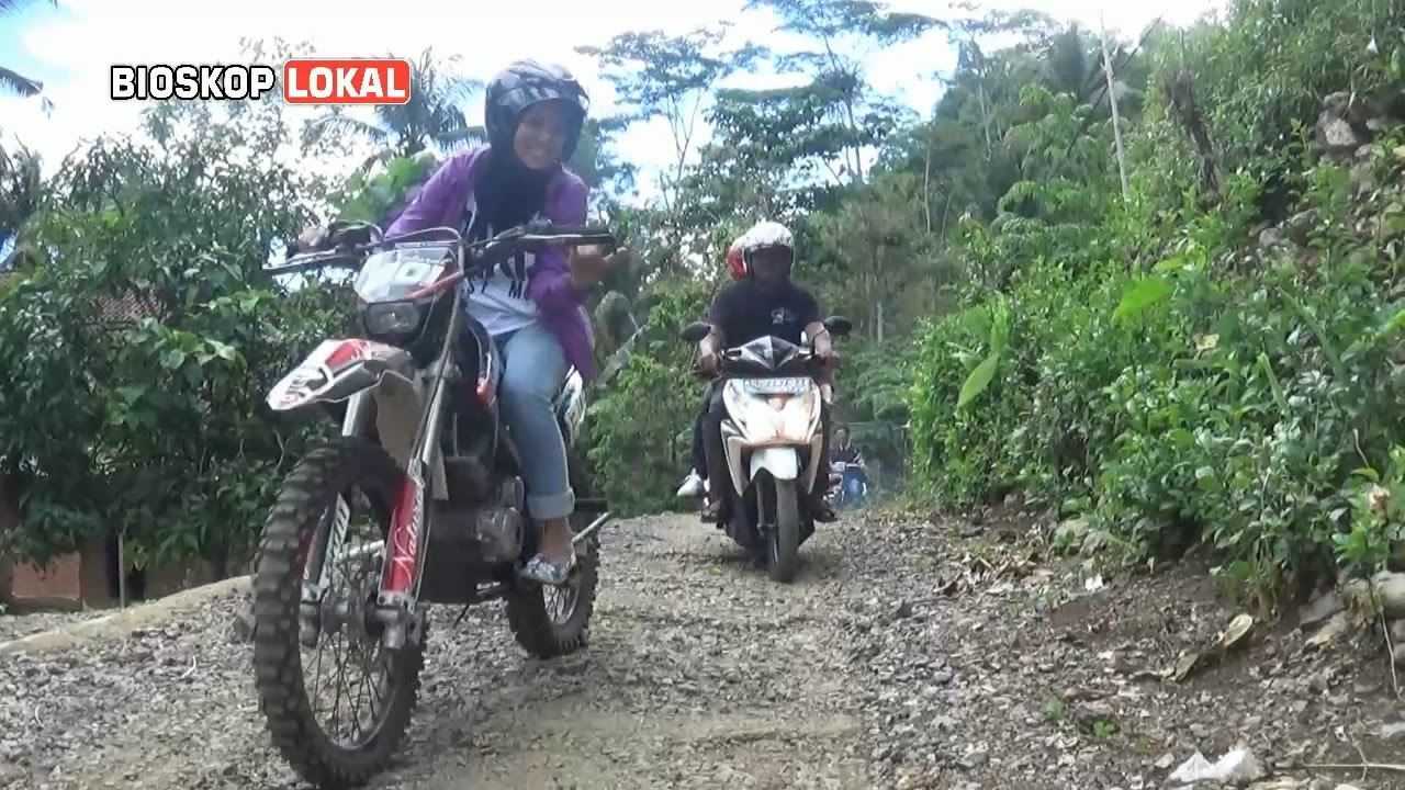 Amazing Aksi Crosser Cewek Cantik Hijaber Indonesia YouTube