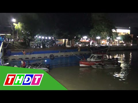 Video Đồng Nai: Giải cứu sà lan 500 tấn kẹt dưới gầm cầu |... - youtube