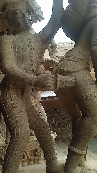 OMG,🥶😱 how this possible  1000 years ago architecture #shortvideo #travel #temple #ytshort