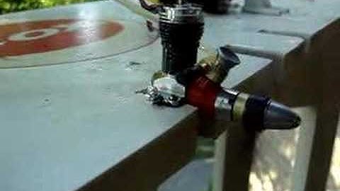 Vintageglowengiens.com COX 051 WITH 049 SURE START CYLINDER AND PISTON