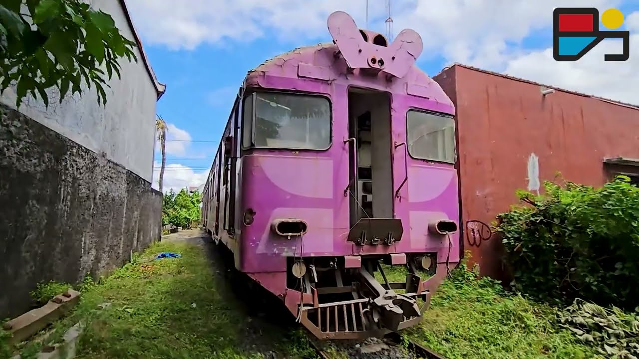 KERETA DAN MOMEN LANGKA DI KOTA YOGYAKARTA