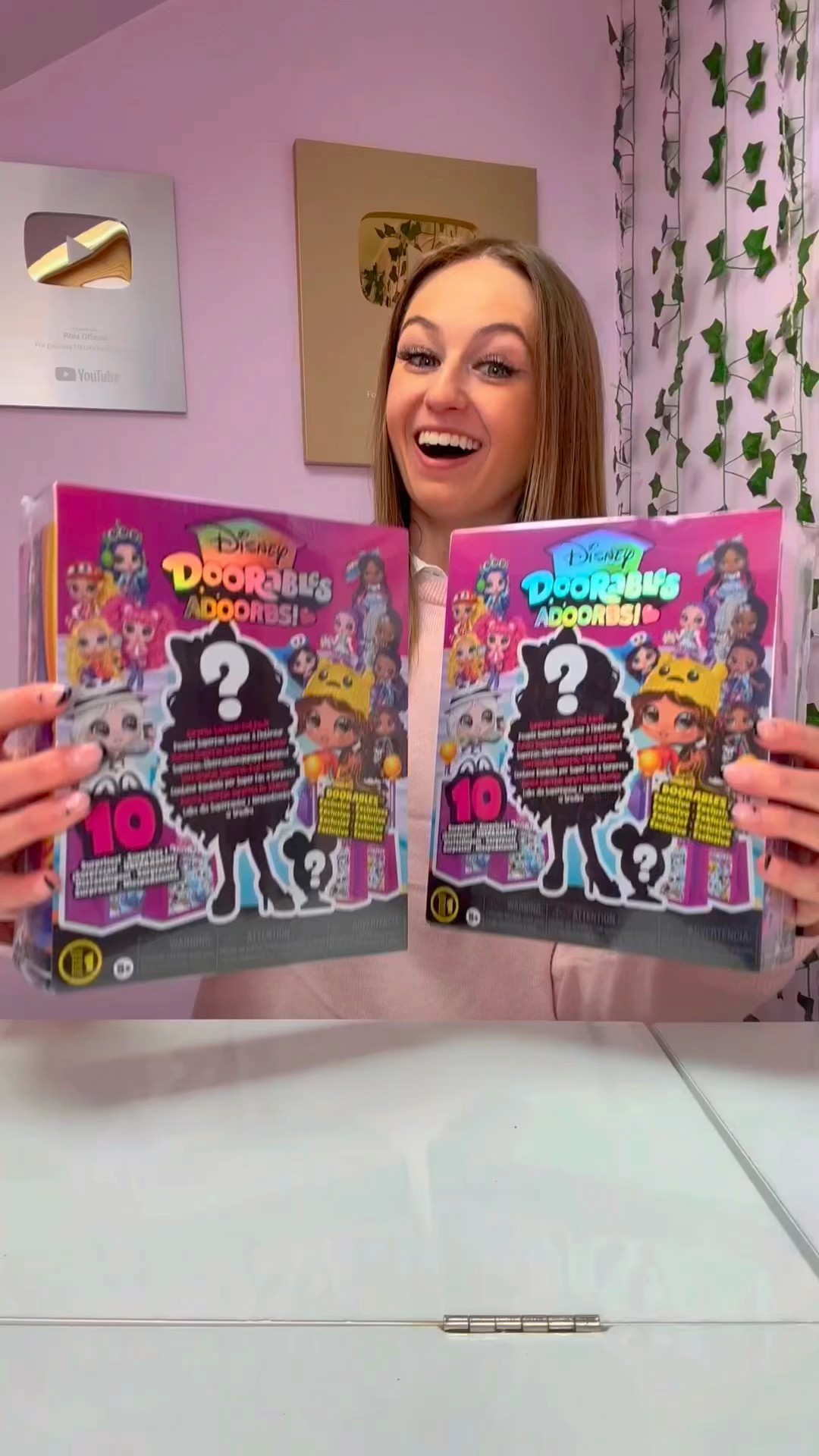 [ASMR] UNBOXING A *NEW* MYSTERY DISNEY DOORABLES ADOORBS DOLLS!!??✨⁉️(MUST SEE OMG!!?) #Shorts