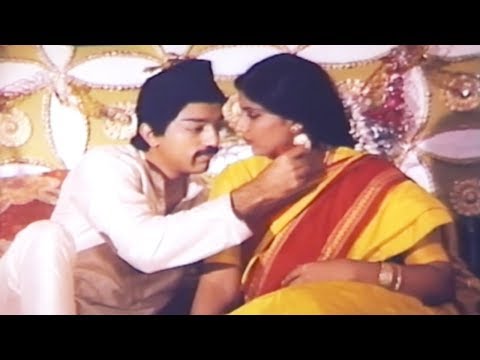 Kamal Haasan Romantic scene with Sripriya tamil film scene | Tamil Matinee HD