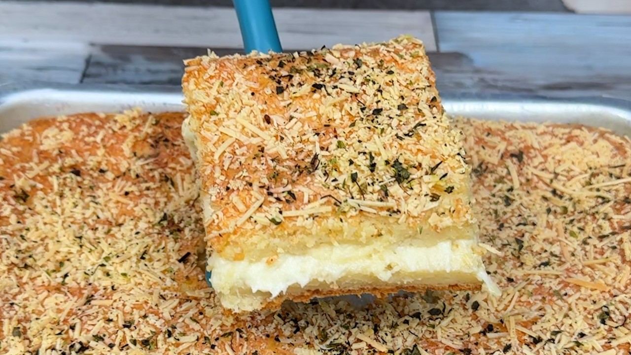 Essa torta de queijo e tomate de liquidificador vai conquistar sua família!