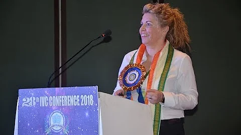 LeeAnn Curtis of USA addressing on "The Theosophic...