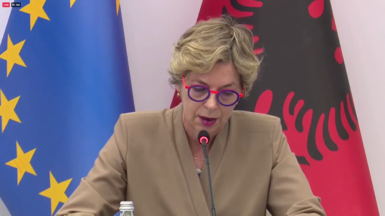 Ministrja e Shëndetësisë, konferencë për shtyp!